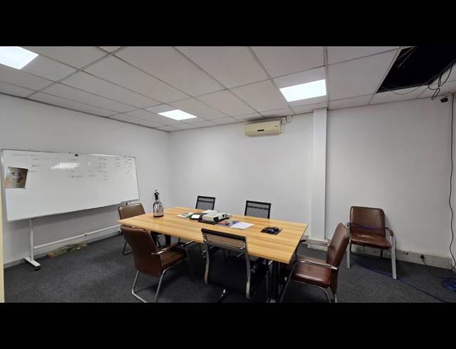 2,170M² WAREHOUSE TO LET IN SPARTAN